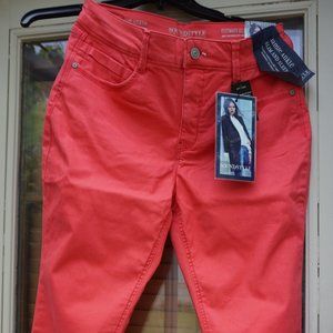 NEW with TAGS:SOUND STYLE-Garment Dye Skinny Jeans